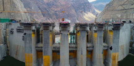 金沙江烏東德水電站首批機組投產(chǎn)發(fā)電